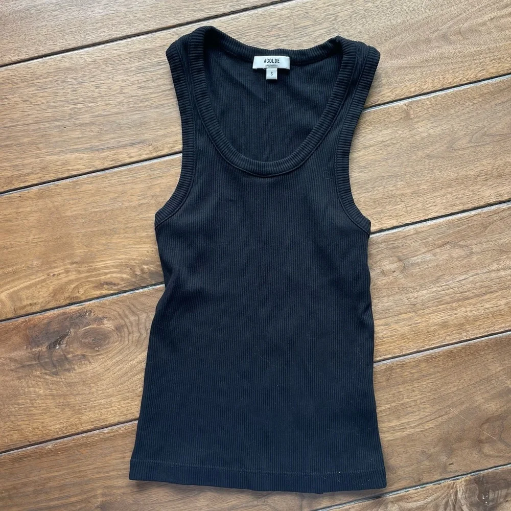AGOLDE Poppy Tank in Black - Picture 5 of 9